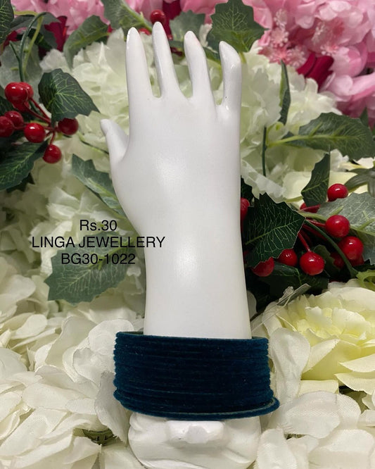 BG30-1022 - Velvet Bangles