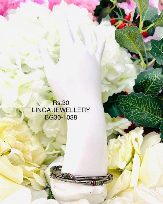 BG30-1038 - Kappu model Bangles