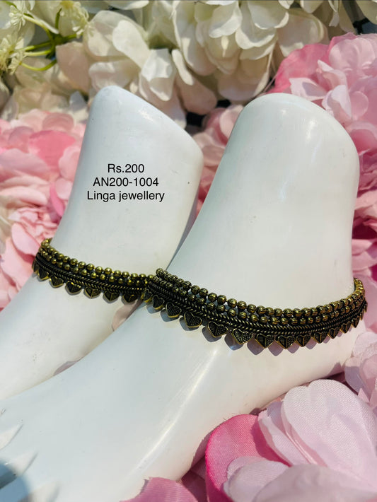 NK200-1004